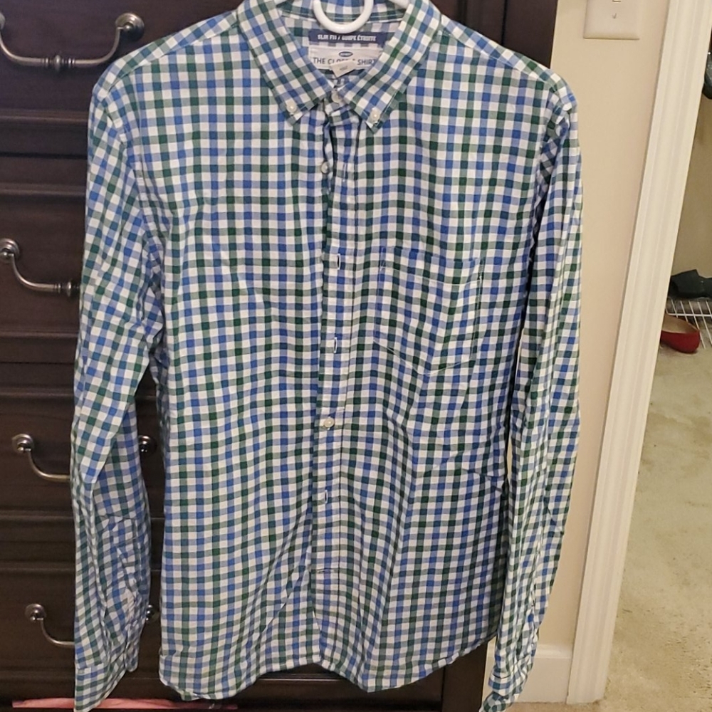 Button up collared shirt